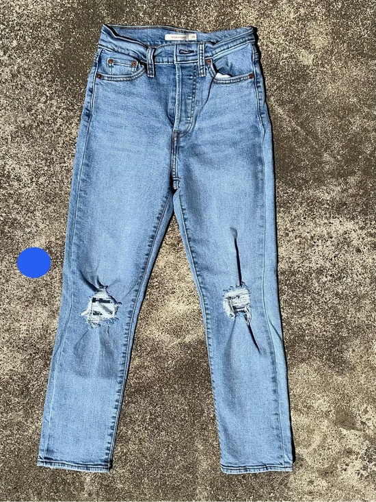 Levi's Denim - Levi's Light Blue Boyfriend Jeans with Knee Rips Size W26 L28